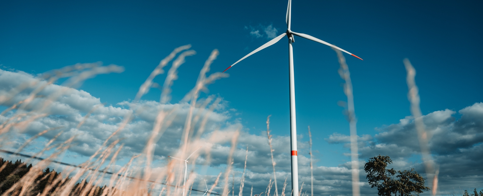 Value converters in Entity Framework Code (EF Core)